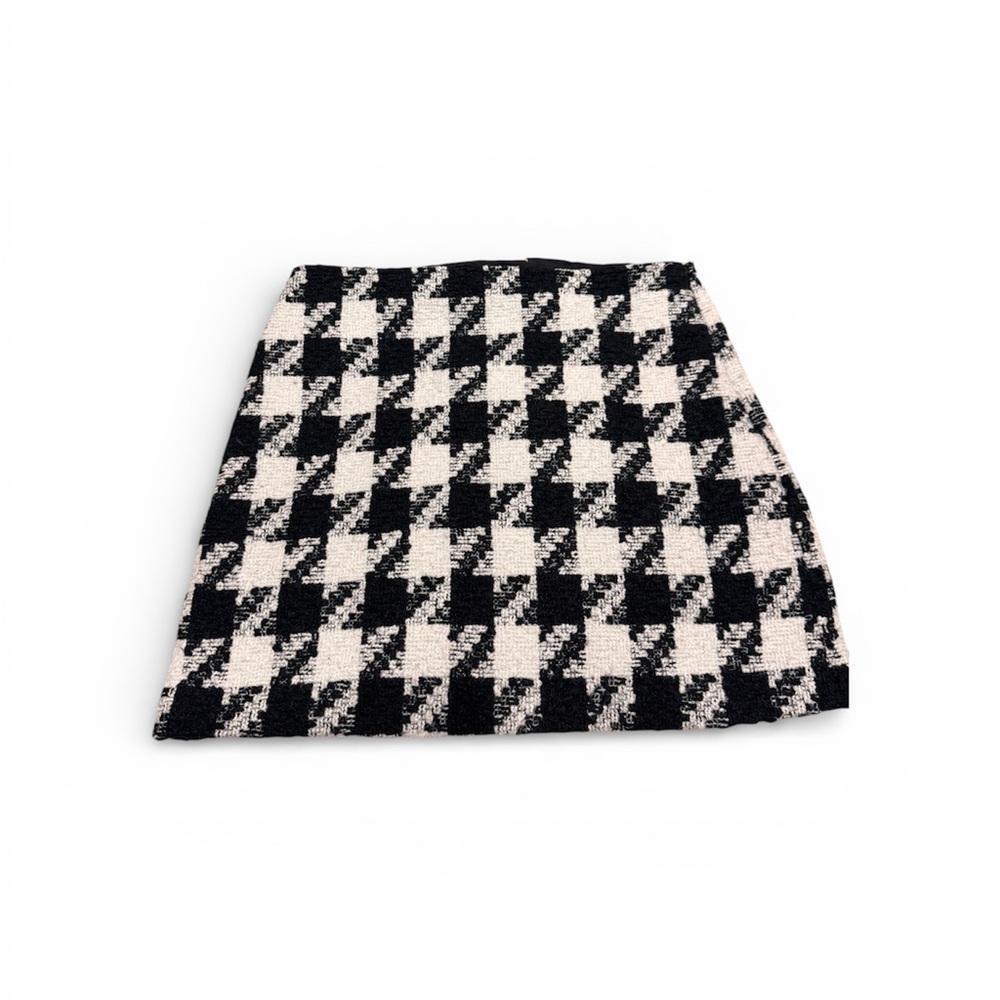 LOFT Womens Black White Houndstooth Mini Skirt Size 12 Lined
Workwear
